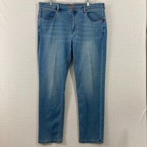 Tommy Bahama Men's size 40 x 32 Blue Soft Comfy Slim Leg Jeans